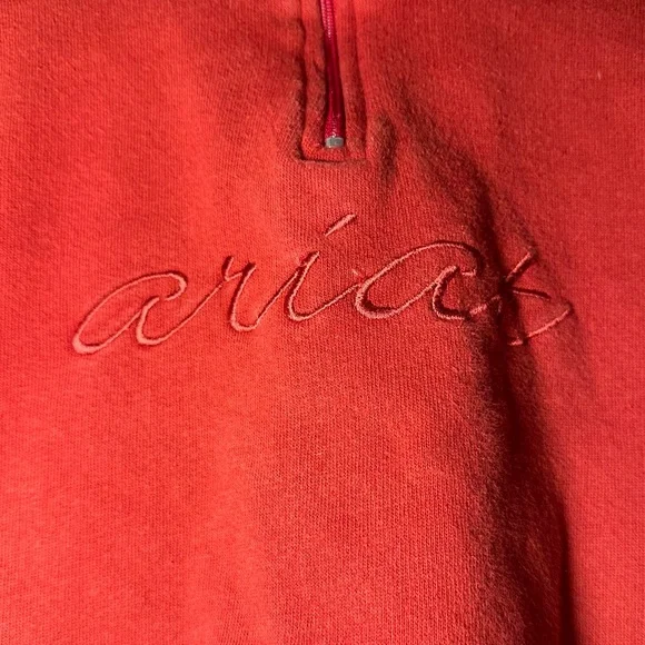 Ariat Women’s 1/4 Zip Red Fleece Pullover Ariat Spellout Size Medium - Picture 4 of 7